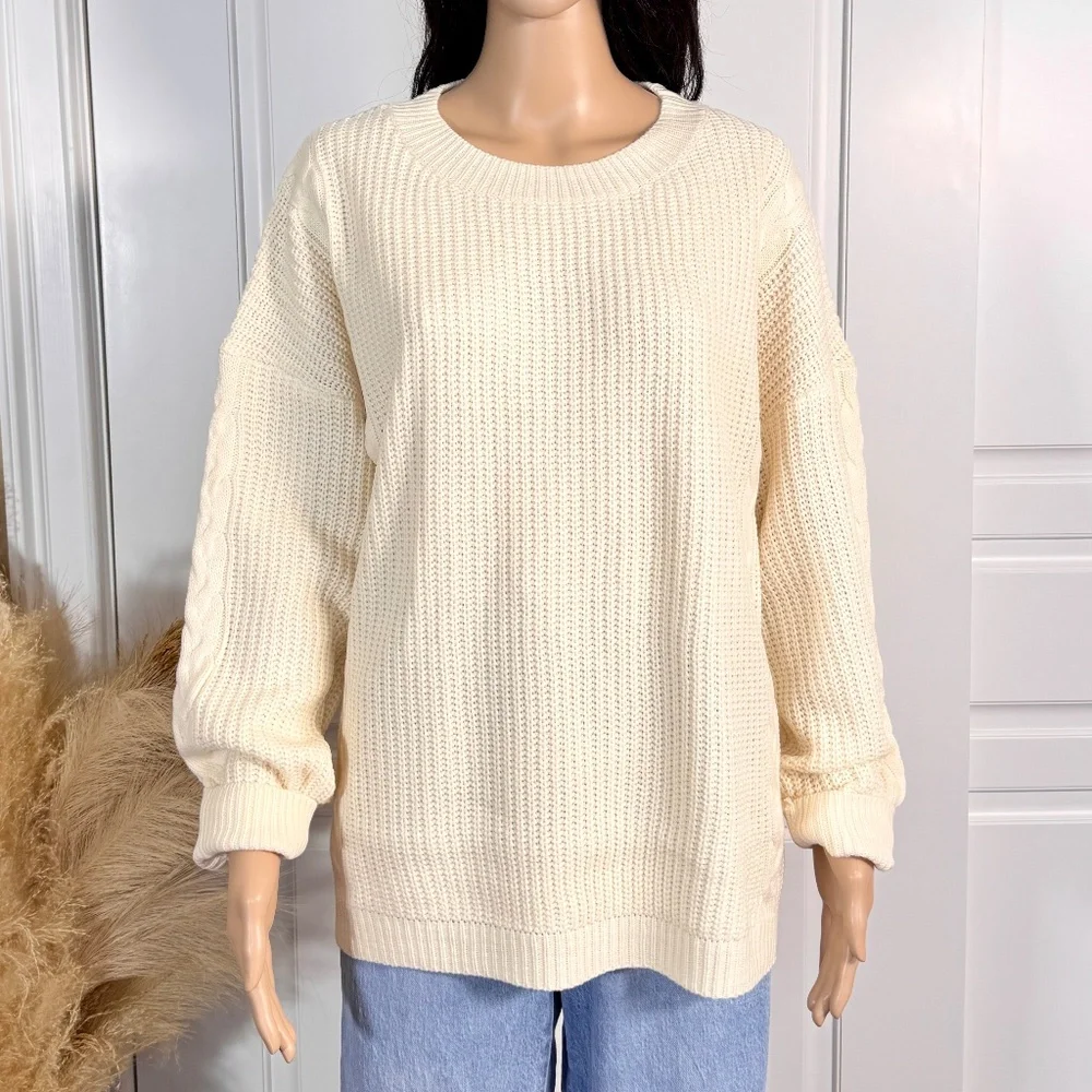 IVORY LONG SLEEVE KNIT SWEATER